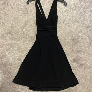 New without tags sleeveless black halter dress by laundry by shelli segal, small